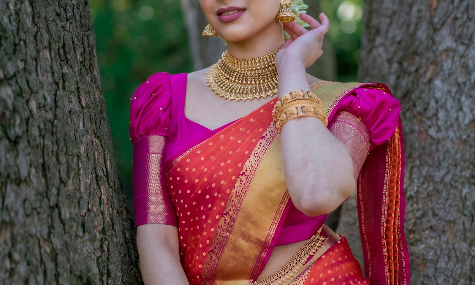 Half-silk saree, lac